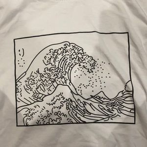 wave T shirt, barley ever worn